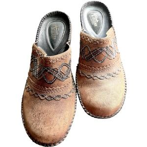 Clarks Distressed Artisan Mules Sz 9M #72931